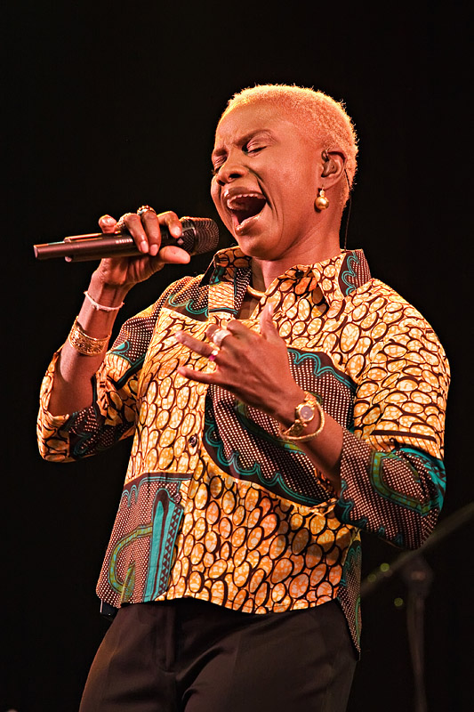 31 Angelique Kidjo